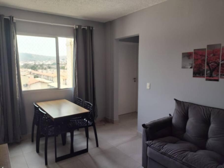 Apartment Charmoso Ap Em Sete Lagoas